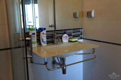 Condominio de 1 dormitorio en Pattaya, Tailandia № 242309 - foto 2