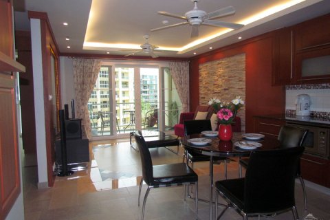 Condominio de 2 dormitorios en Pattaya, Tailandia № 242876