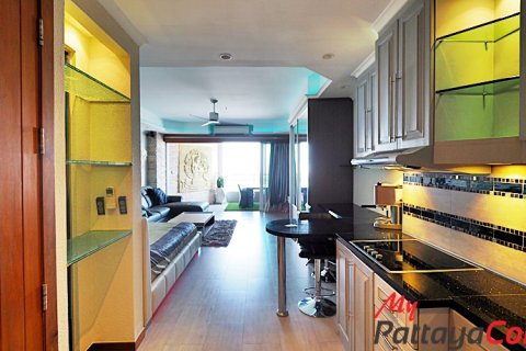 Studio dans le Condo à Bang Lamung, Thaïlande № 250953