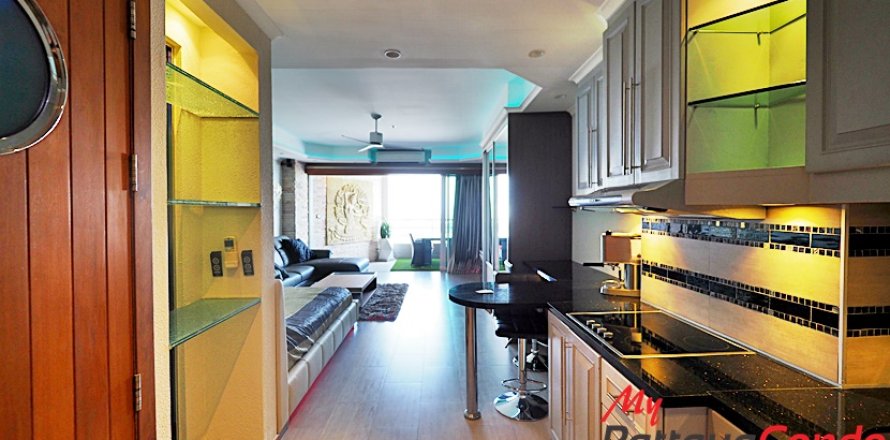 Studio dans le Condo à Bang Lamung, Thaïlande  № 250953