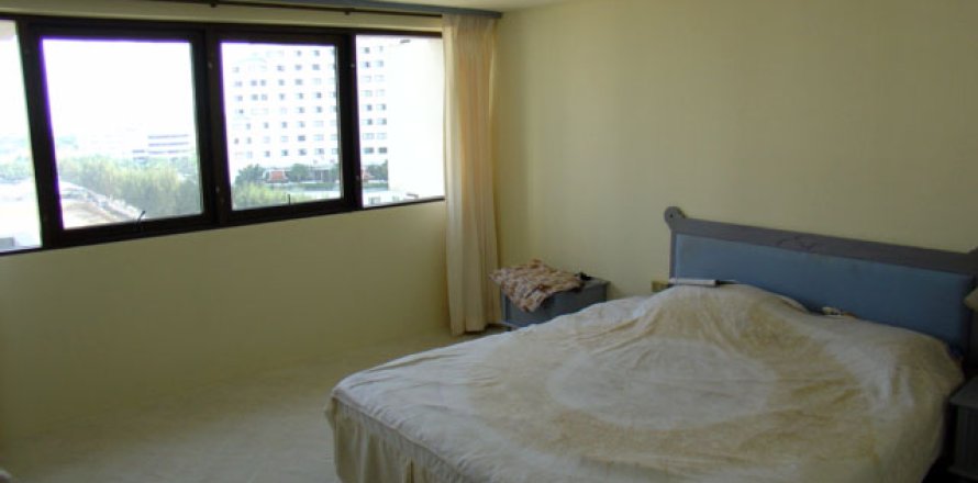 คอนโดมิเนียมในจอมเทียน, พัทยา, ประเทศไทย, 3 ห้องนอน № 242139