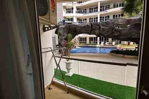Sobre plano GRAND AVENUE RESIDENCE en Pattaya, Tailandia № 25455 - foto 3