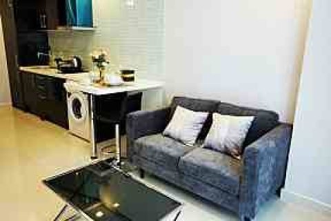 Sobre plano GRAND AVENUE RESIDENCE en Pattaya, Tailandia № 25455 - foto 7
