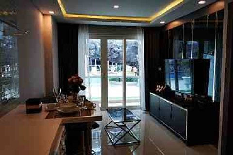 Sobre plano GRAND AVENUE RESIDENCE en Pattaya, Tailandia № 25455 - foto 12