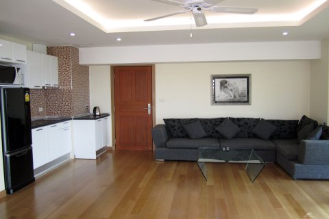 Condominio de 1 dormitorio en Pattaya, Tailandia № 242708 - foto 5