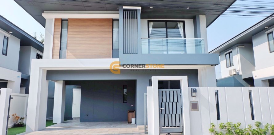 Studio in Pattaya, Thailand № 243597