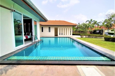 Haus in Pattaya, Thailand 4 Schlafzimmer № 243172 - Foto 17
