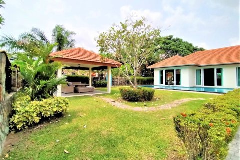 Haus in Pattaya, Thailand 4 Schlafzimmer № 243172 - Foto 8