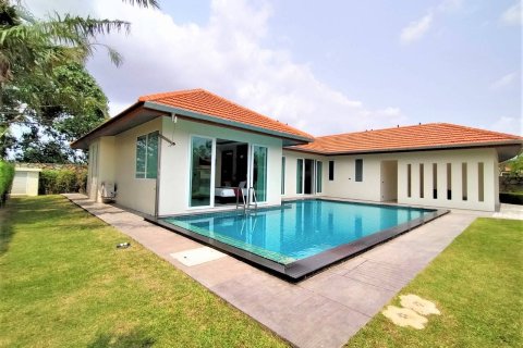 Haus in Pattaya, Thailand 4 Schlafzimmer № 243172 - Foto 10