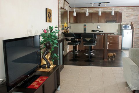 Condominio de 1 dormitorio en Jomtien Beach, Pattaya, Tailandia № 242906 - foto 2