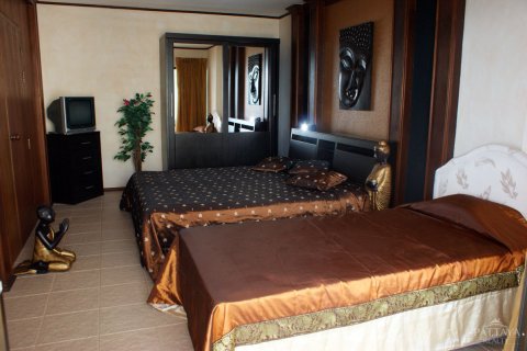 Condominio de 1 dormitorio en Jomtien Beach, Pattaya, Tailandia № 242906 - foto 4