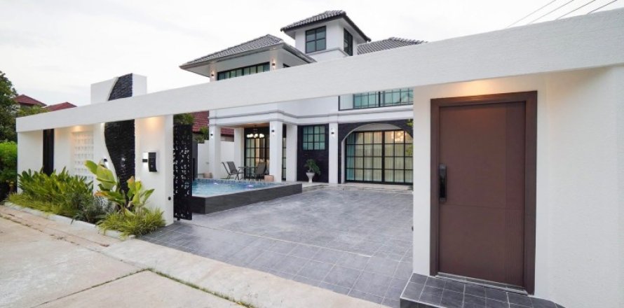 Maison à Pattaya, Thaïlande 4 chambres № 234247