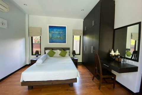 Haus in Bang Tao, Thailand 3 Schlafzimmer № 3858 - Foto 8