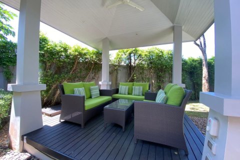 Haus in Bang Tao, Thailand 3 Schlafzimmer № 3858 - Foto 3