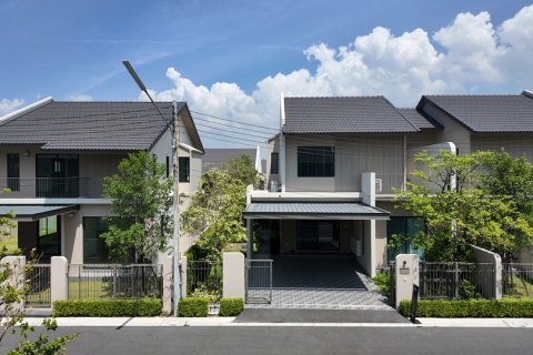 Villa in Pattaya, Thailand 3 Schlafzimmer № 205899