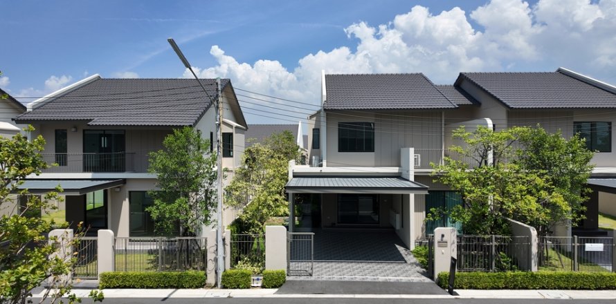 Chalet de 3 dormitorios en Pattaya, Tailandia № 205899