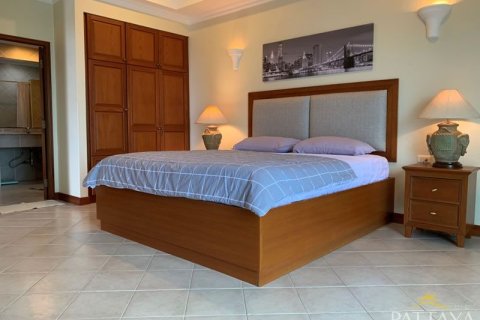 Condo sur Jomtien Beach, Pattaya, Thaïlande, 1 chambre № 242476 - photo 15