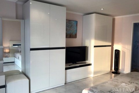 Condo sur Jomtien Beach, Pattaya, Thaïlande, 1 chambre  № 242327 - photo 12