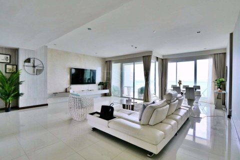 Condo à Pattaya, Thaïlande, 3 chambres  № 250699