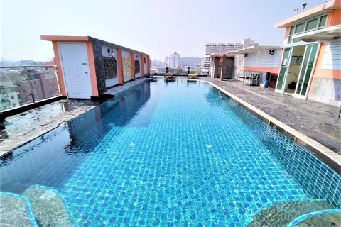 Condominio de 2 dormitorios en Pattaya, Tailandia № 242498
