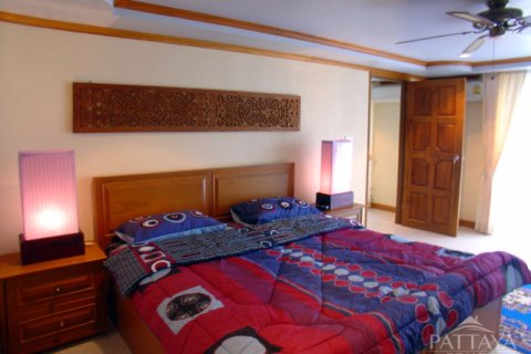 Condominio de 2 dormitorios en Jomtien Beach, Pattaya, Tailandia № 242196 - foto 10