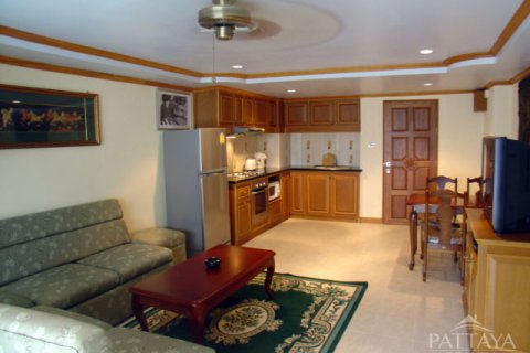Condominio de 2 dormitorios en Jomtien Beach, Pattaya, Tailandia № 242196 - foto 8
