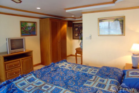 Condominio de 2 dormitorios en Jomtien Beach, Pattaya, Tailandia № 242196 - foto 15