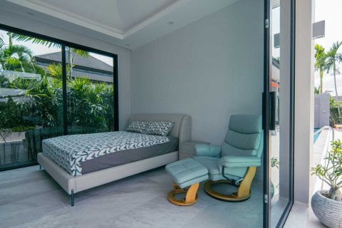 Casa de 4 dormitorios en Bang Tao, Tailandia № 120811 - foto 17