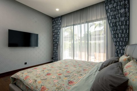 Casa de 4 dormitorios en Bang Tao, Tailandia № 120811 - foto 26