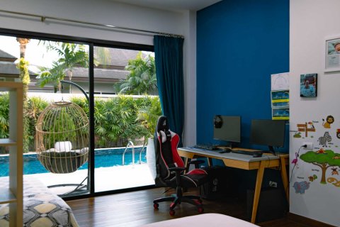 Casa de 4 dormitorios en Bang Tao, Tailandia № 120811 - foto 15