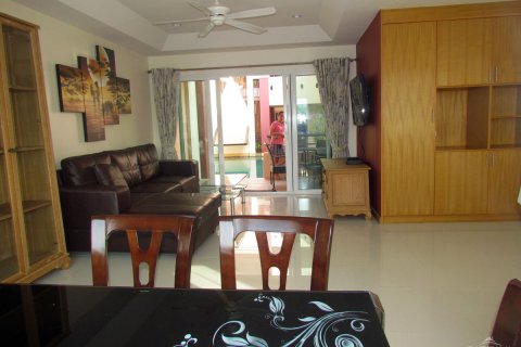Condo in Pattaya, Thailand, 2 bedrooms  № 242953 - photo 4