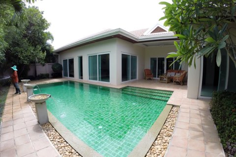 Casa de 3 dormitorios en Pattaya, Tailandia № 243360 - foto 17