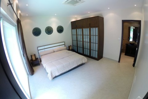 Casa de 3 dormitorios en Pattaya, Tailandia № 243360 - foto 6