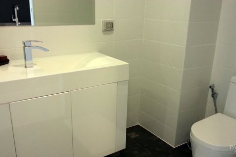Estudio en el condominio en Pattaya, Tailandia № 242936