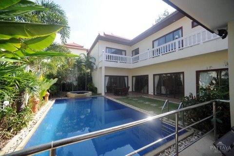 Maison à Pattaya, Thaïlande 5 chambres № 243301
