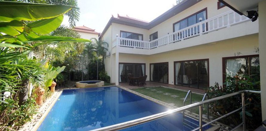 Maison à Pattaya, Thaïlande 5 chambres № 243301