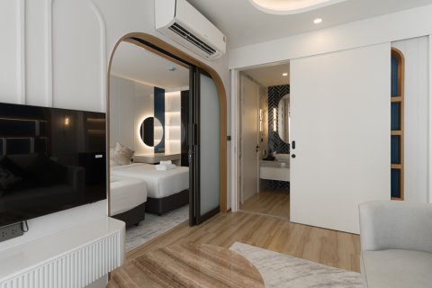 Apartamento de 4 habitaciones en Pattaya, Tailandia № 234479