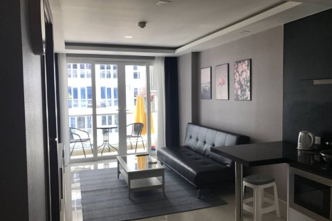 Condominio de 1 dormitorio en Pattaya, Tailandia en GRAND AVENUE RESIDENCE  № 243391