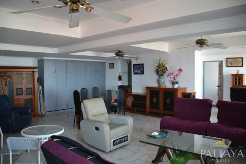 Condominio de 2 dormitorios en Pattaya, Tailandia № 242473 - foto 6