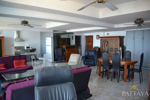 Condominio de 2 dormitorios en Pattaya, Tailandia № 242473 - foto 5