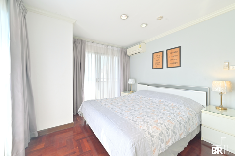 Condominio de 3 dormitorios en Bangkok, Tailandia № 184531 - foto 9