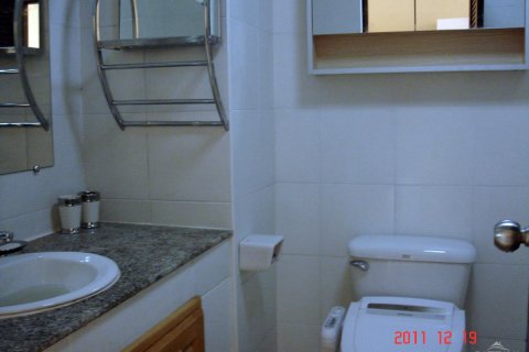 Condominio de 1 dormitorio en Pattaya, Tailandia № 242760 - foto 6
