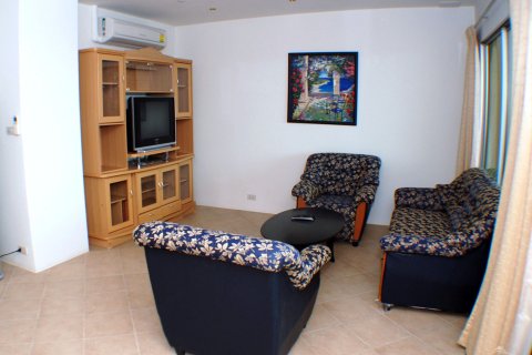 Condominio de 3 dormitorios en Pattaya, Tailandia № 242663 - foto 10