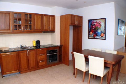 Condominio de 3 dormitorios en Pattaya, Tailandia № 242663 - foto 13