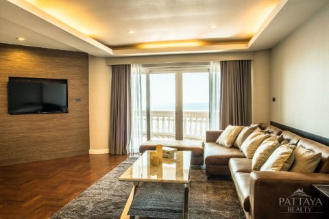 Eigentumswohnung in Pattaya, Thailand, 3 Schlafzimmer № 242633 - Foto 1