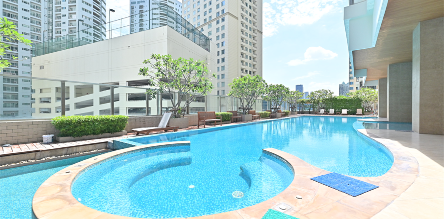 Condominio de 3 dormitorios en Bangkok, Tailandia № 189915