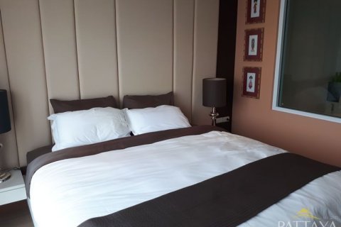 Condominio de 2 dormitorios en Pattaya, Tailandia № 242456 - foto 2