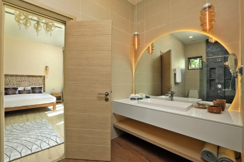 บ้านในบางเทา, ประเทศไทย 5 ห้องนอน № 9702 - รูปถ่าย 24