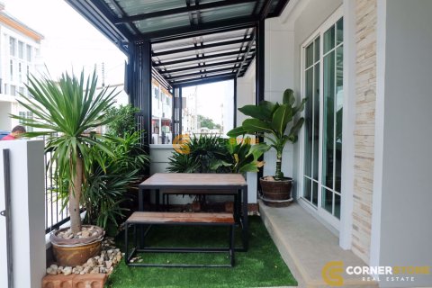 Studio in Pattaya, Thailand № 254796