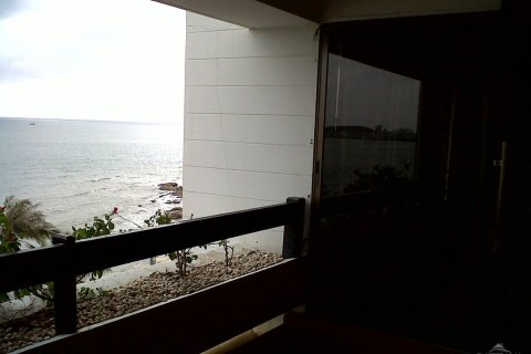 Condominio de 2 dormitorios en Pattaya, Tailandia № 242846 - foto 15
